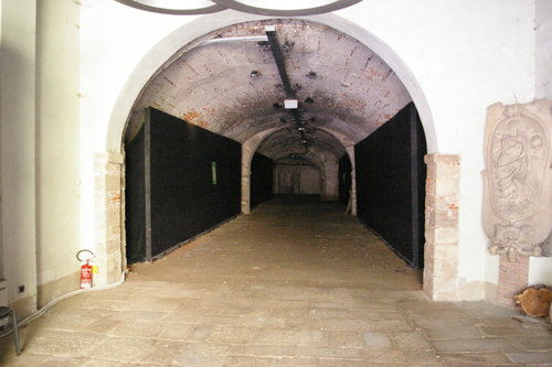 Tunnel
